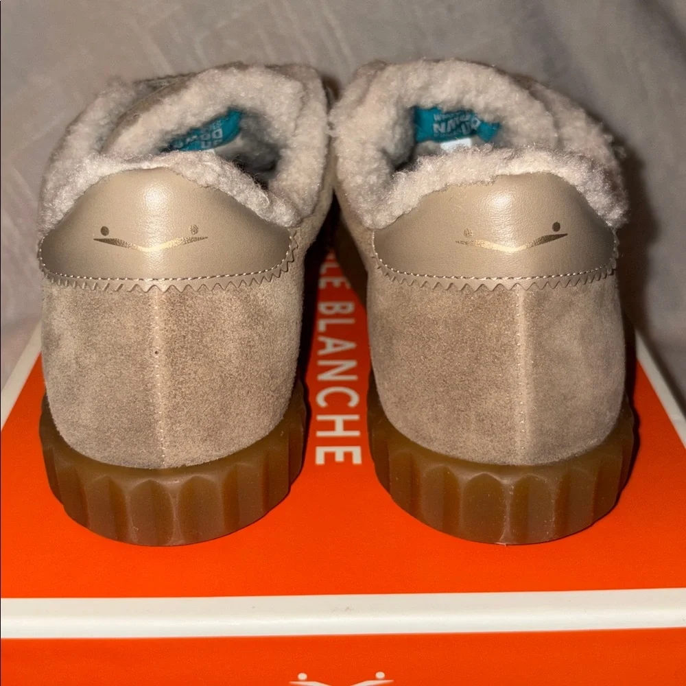 NWT VOILE BLANCHE INES Faux Shearling Sneaker in Light Beige - Picture 11 of 16